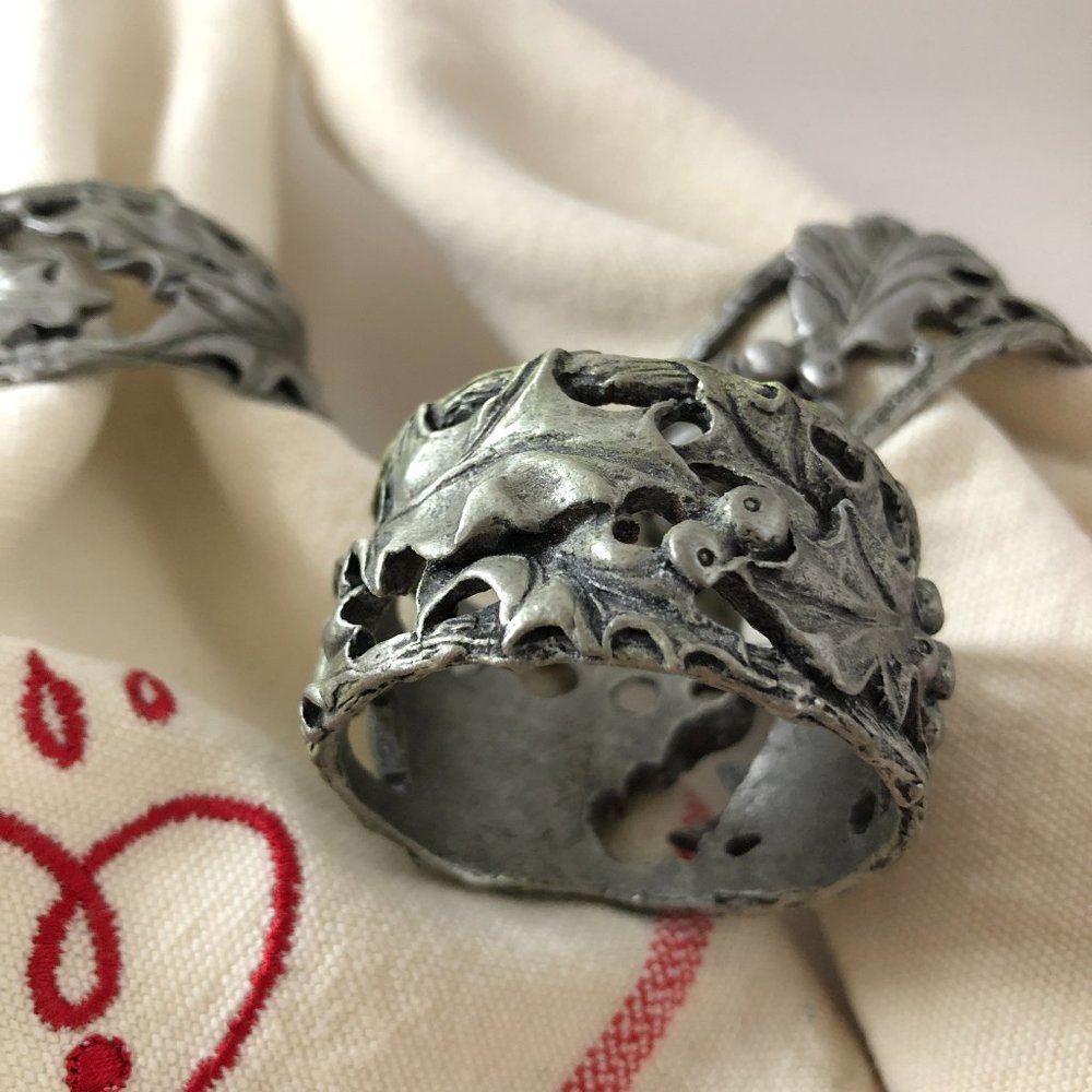 Longaberger American Holly Pewter Napkin Rings